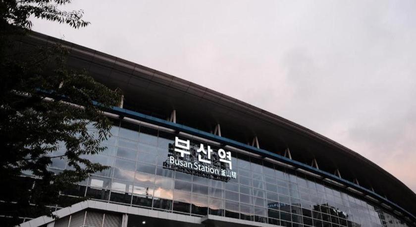 Hotel Elephant Busan Bagian luar foto